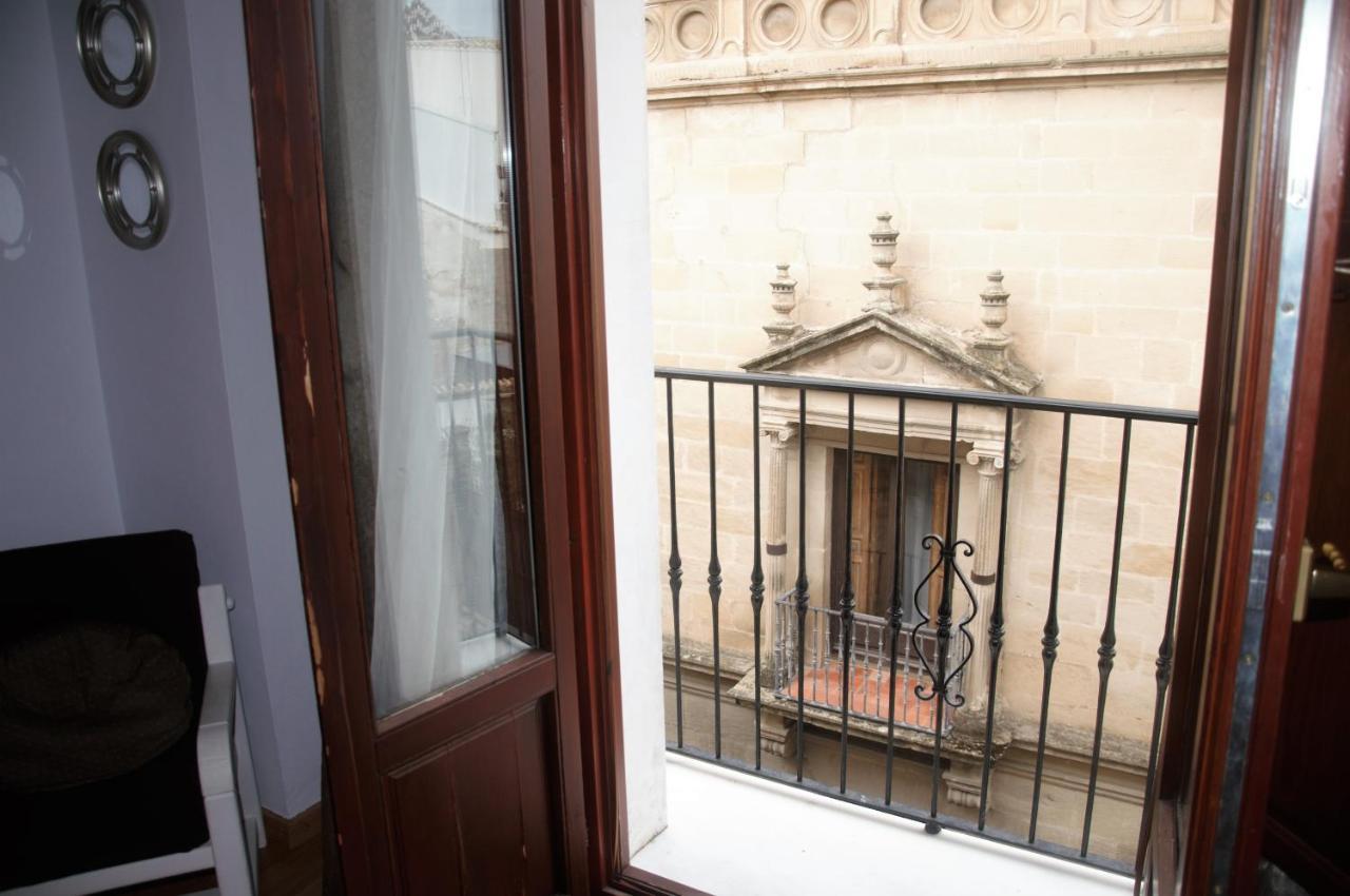 Apartamentos Turisticos Architettura Ubeda Ngoại thất bức ảnh